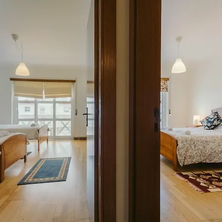 22- Great Location In Baleal!